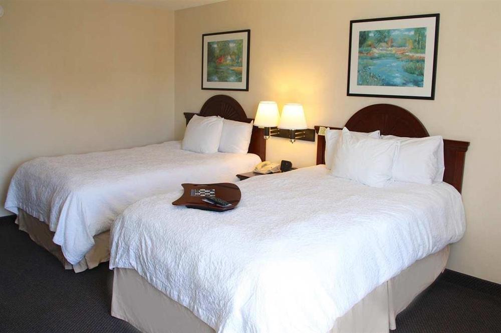 Hotel Hampton Sandusky-central